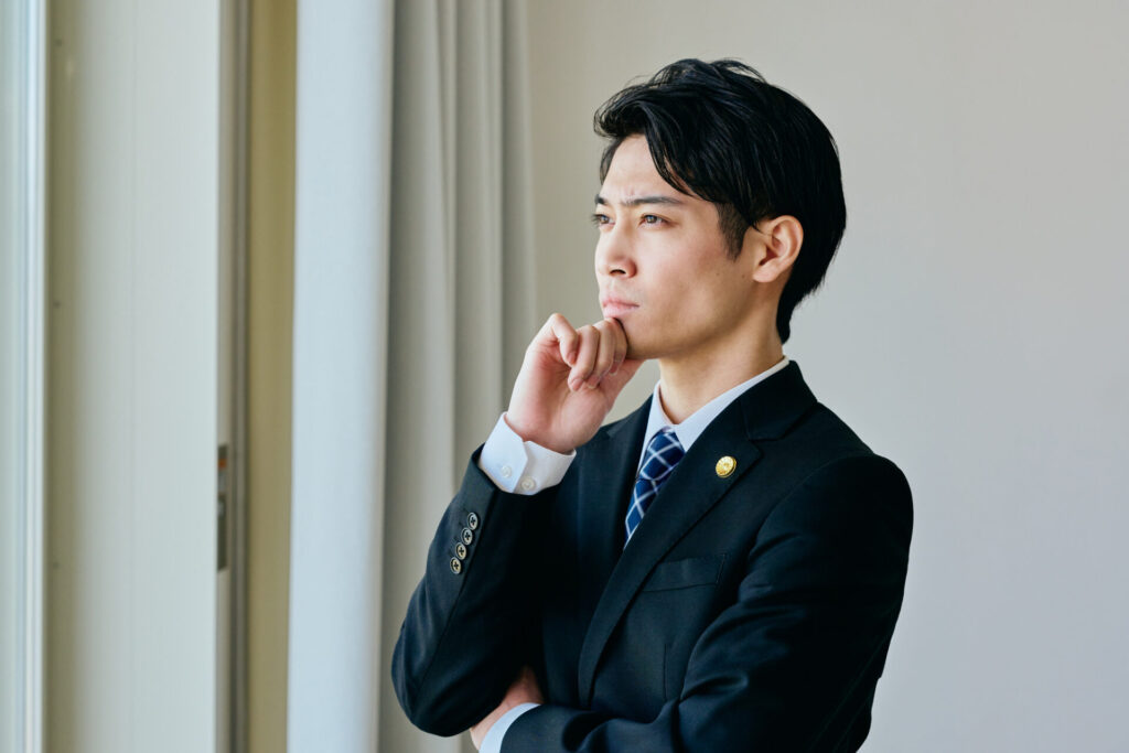 「即独弁護士の成功戦略｜失敗する弁護士が知らない「分野選び」と集客術」のアイキャッチ画像